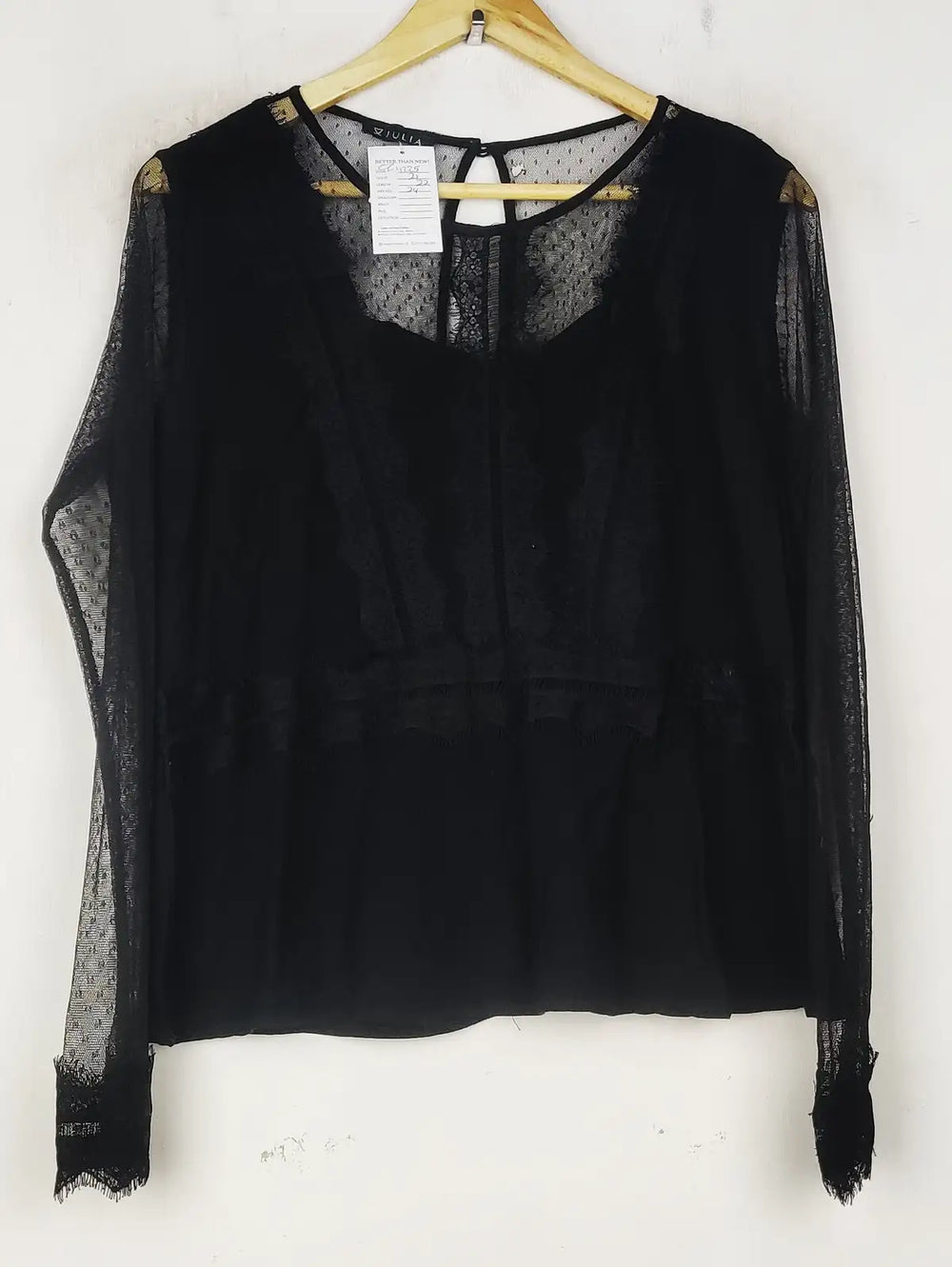 Buy online pre-used pre-loved 100% authentic & Original branded Julia (CT-4225) available in Pakistan. Top international brands avilable.