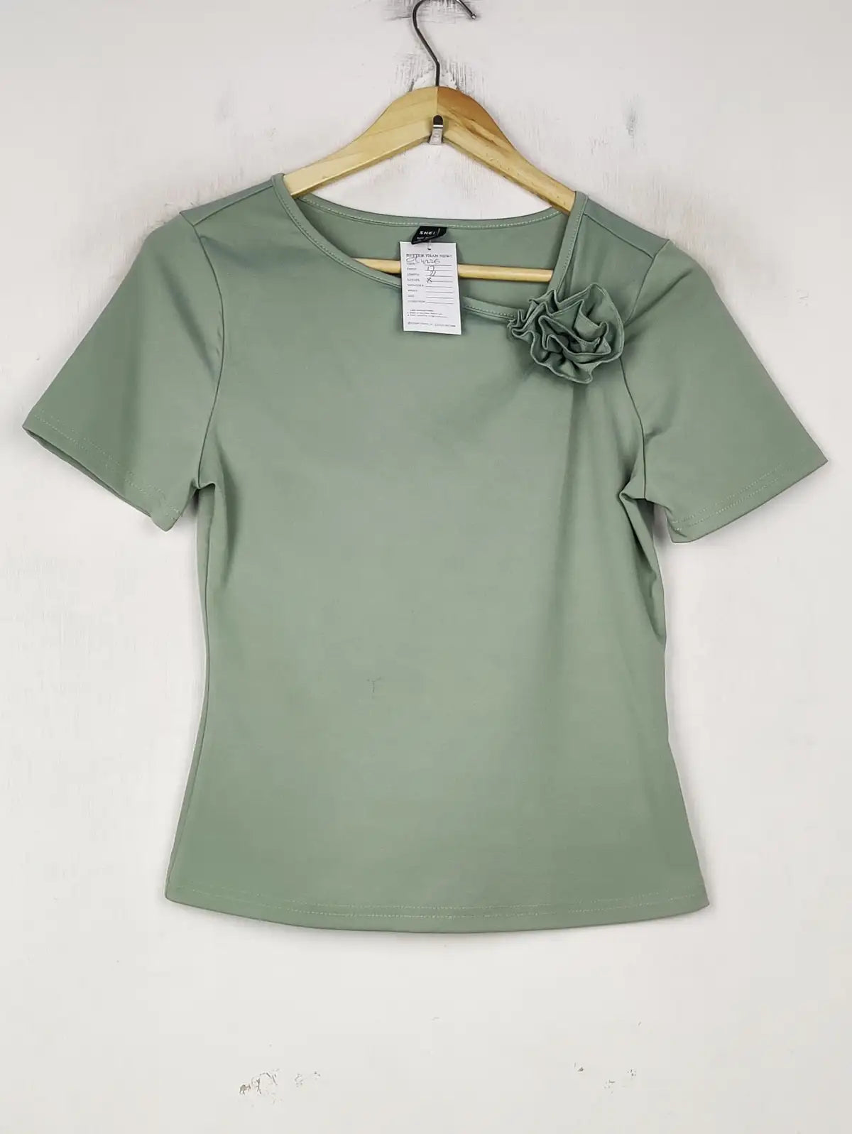 Buy online pre-used pre-loved 100% authentic & Original branded Shein (CT-4226) available in Pakistan. Top international brands avilable.