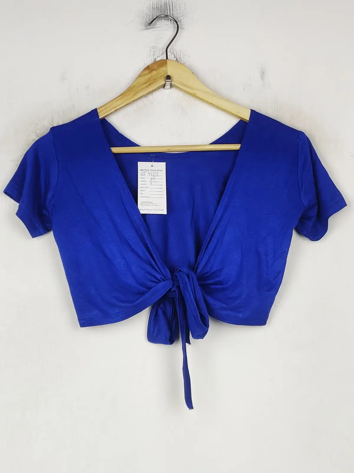Buy online pre-used pre-loved 100% authentic & Original branded Unknown Brand (CT-4227) available in Pakistan. Top international brands avilable.