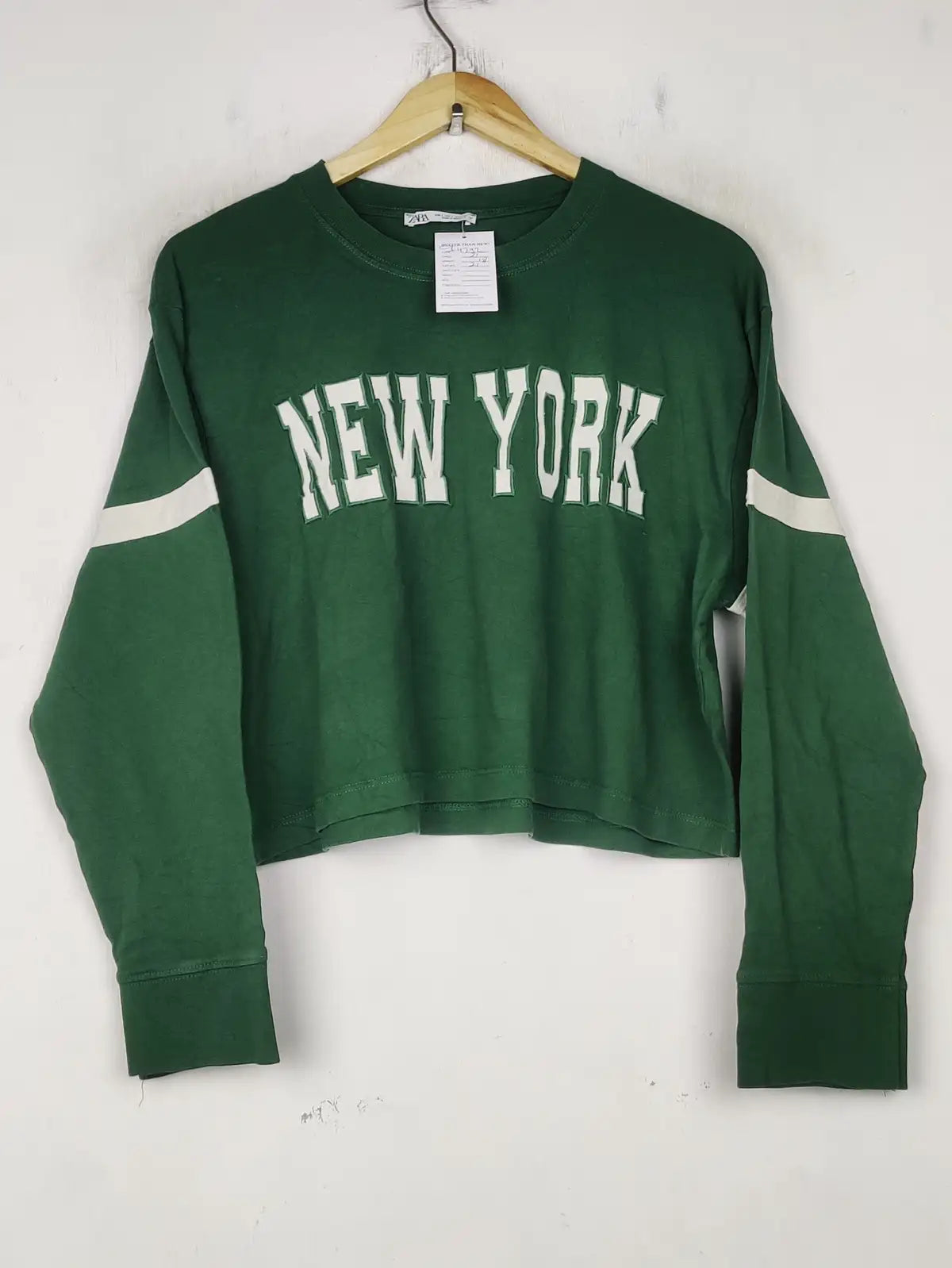 Buy online pre-used pre-loved 100% authentic & Original branded Zara (CT-4232) available in Pakistan. Top international brands avilable.