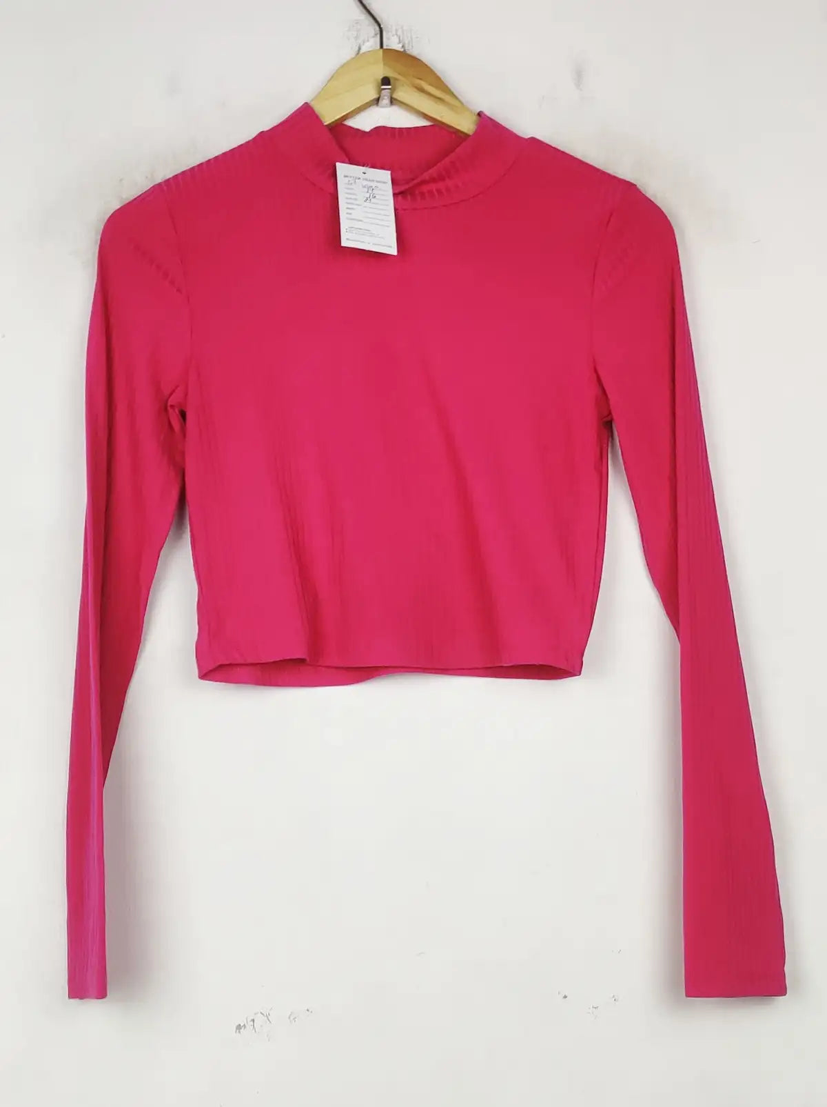 Buy online pre-used pre-loved 100% authentic & Original branded Unknown Brand (CT-4240) available in Pakistan. Top international brands avilable.