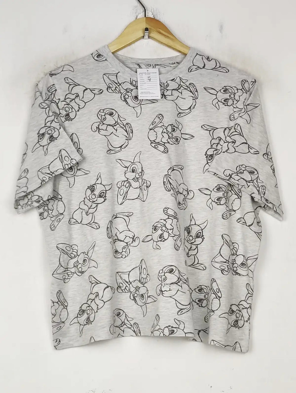 Buy online pre-used pre-loved 100% authentic & Original branded Disney (CT-4244) available in Pakistan. Top international brands avilable.