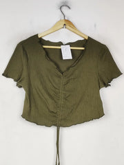 Buy online pre-used pre-loved 100% authentic & Original branded Shein (CT-4246) available in Pakistan. Top international brands avilable.