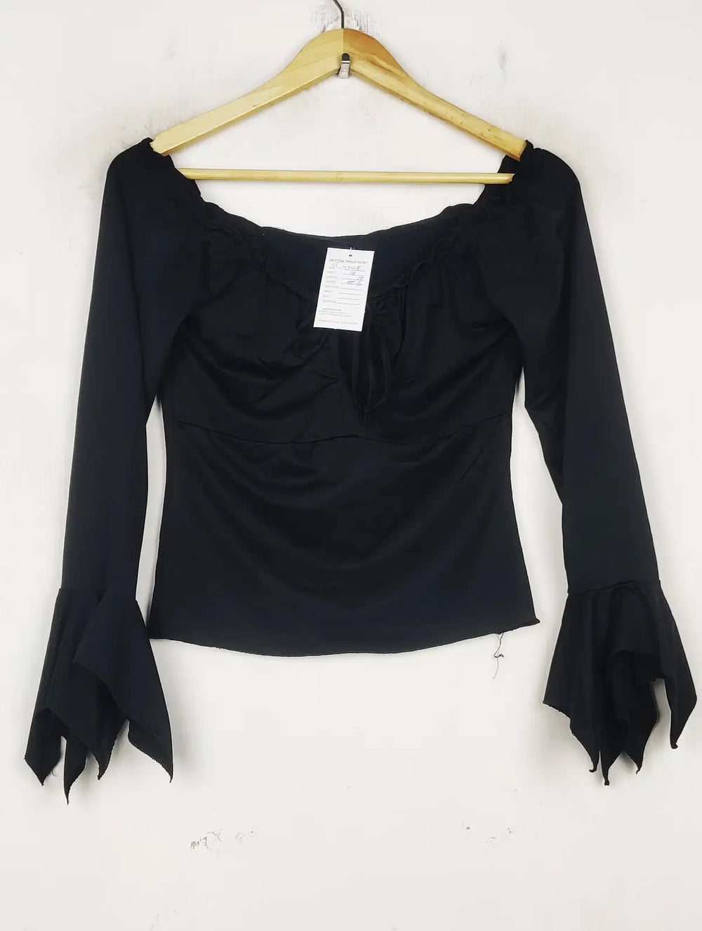 Buy online pre-used pre-loved 100% authentic & Original branded Unknown Brand (CT-4248) available in Pakistan. Top international brands avilable.