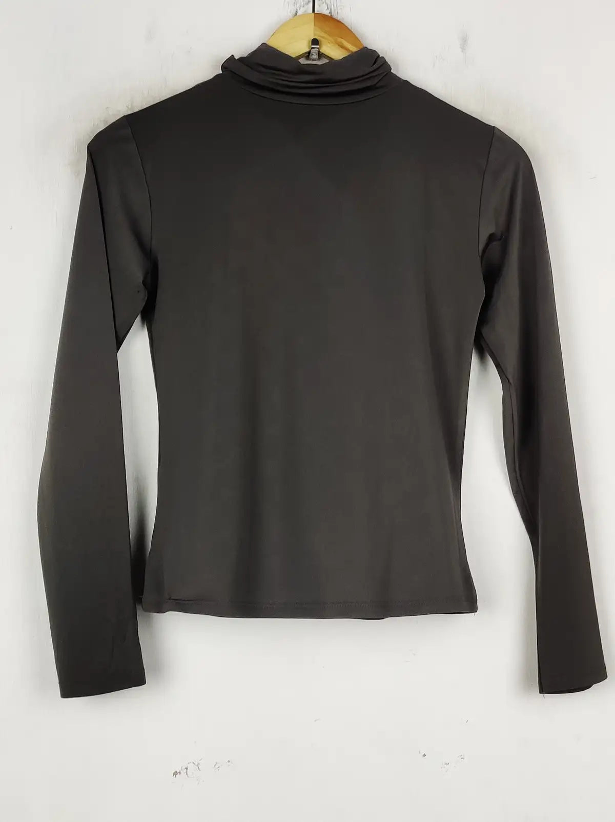 Buy online pre-used pre-loved 100% authentic & Original branded Primark (CT-4272) available in Pakistan. Top international brands avilable.
