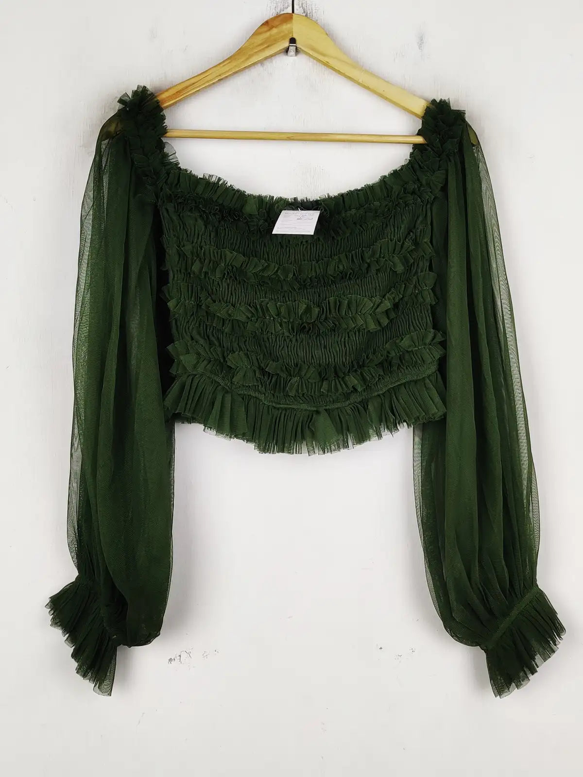 Buy online pre-used pre-loved 100% authentic & Original branded Lace & Beads (CT-4296) available in Pakistan. Top international brands avilable.