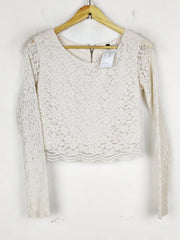Buy online pre-used pre-loved 100% authentic & Original branded H&M (CT-4332) available in Pakistan. Top international brands avilable.
