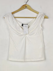 Buy online pre-used pre-loved 100% authentic & Original branded United Clothing (CT-4349) available in Pakistan. Top international brands avilable.