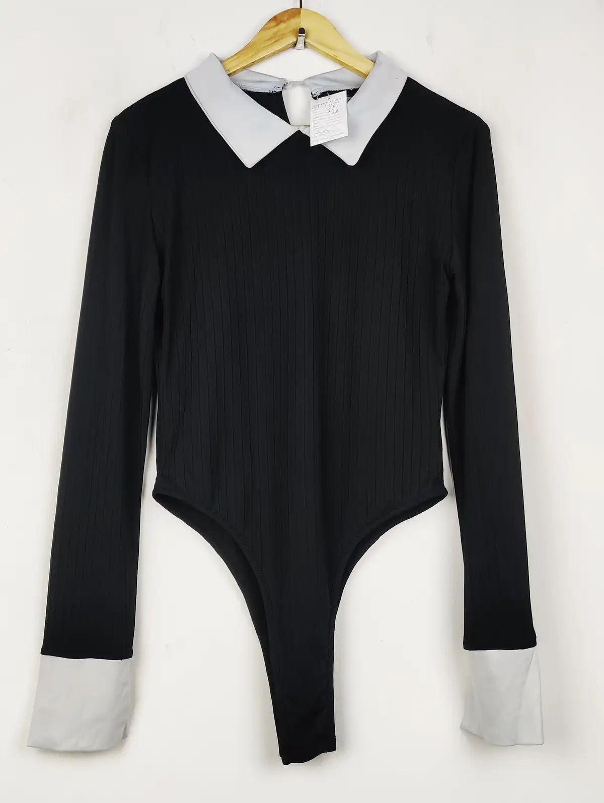 Buy online pre-used pre-loved 100% authentic & Original branded Shein (CT-4402) available in Pakistan. Top international brands avilable.