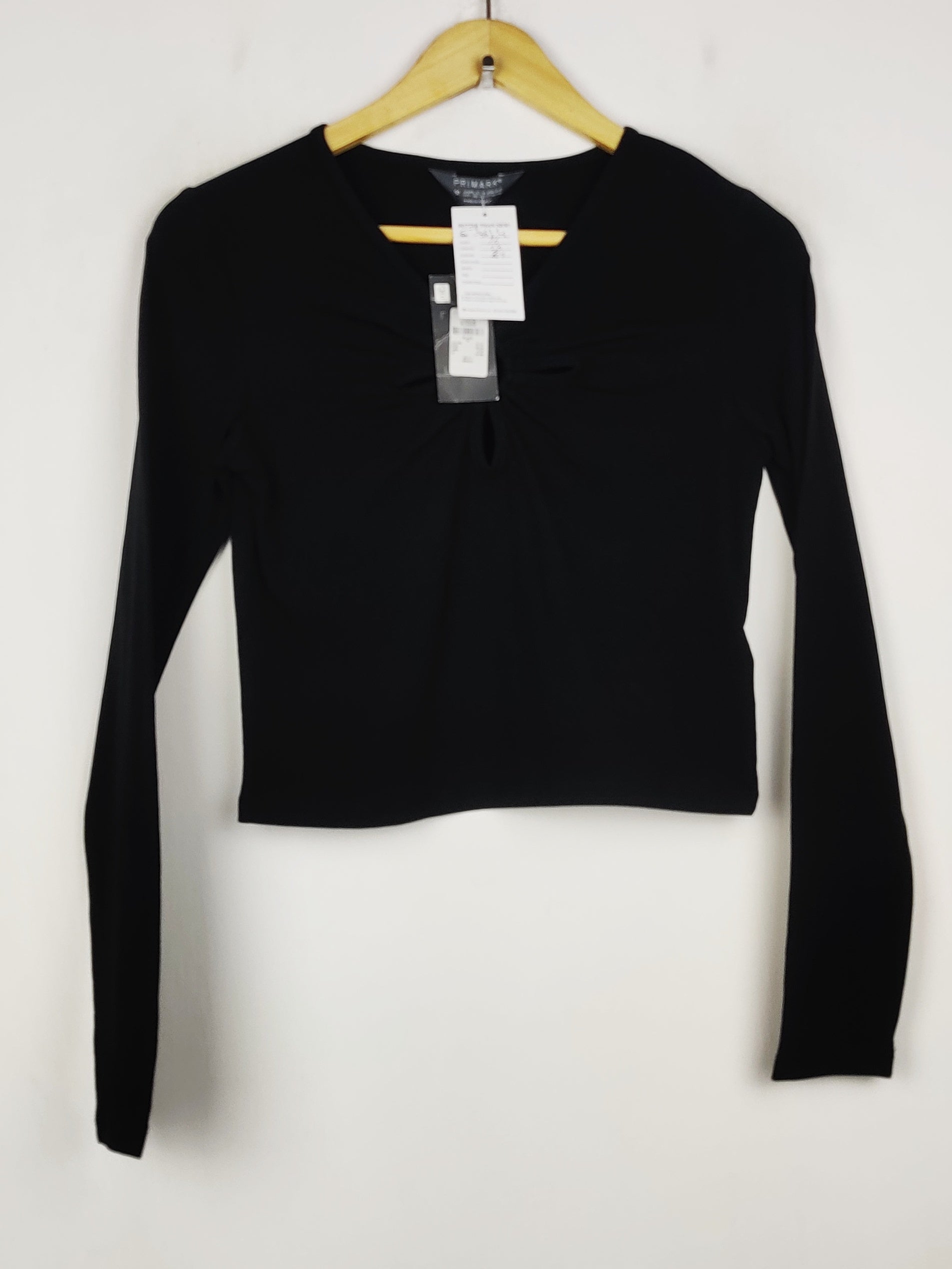Buy online pre-used pre-loved 100% authentic & Original branded Primark (CT-4614) available in Pakistan. Top international brands avilable.