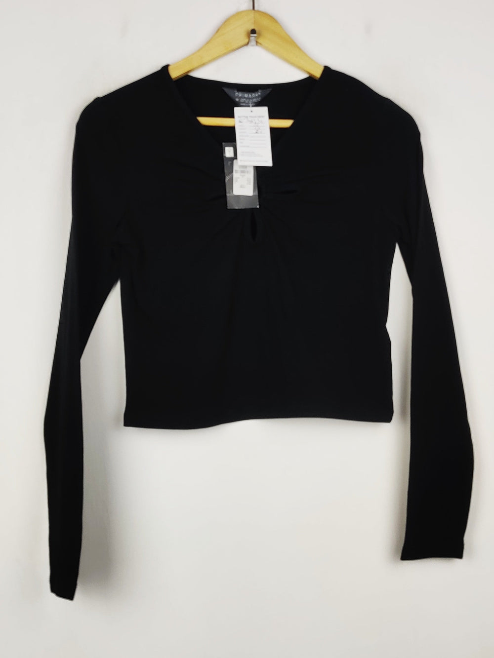 Buy online pre-used pre-loved 100% authentic & Original branded Primark (CT-4614) available in Pakistan. Top international brands avilable.