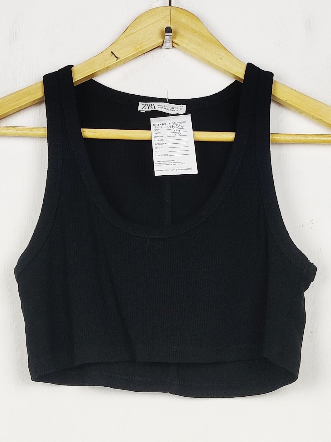 Buy online pre-used pre-loved 100% authentic & Original branded Zara (CT-4638) available in Pakistan. Top international brands avilable.