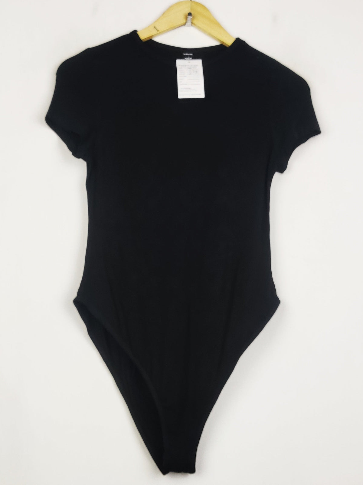 Buy online pre-used pre-loved 100% authentic & Original branded Shein (CT-4646) available in Pakistan. Top international brands avilable.