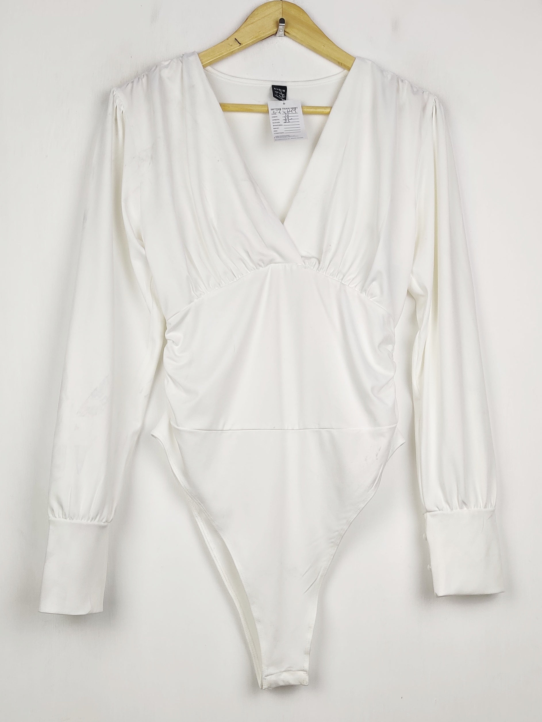 Buy online pre-used pre-loved 100% authentic & Original branded Shein (CT-4649) available in Pakistan. Top international brands avilable.