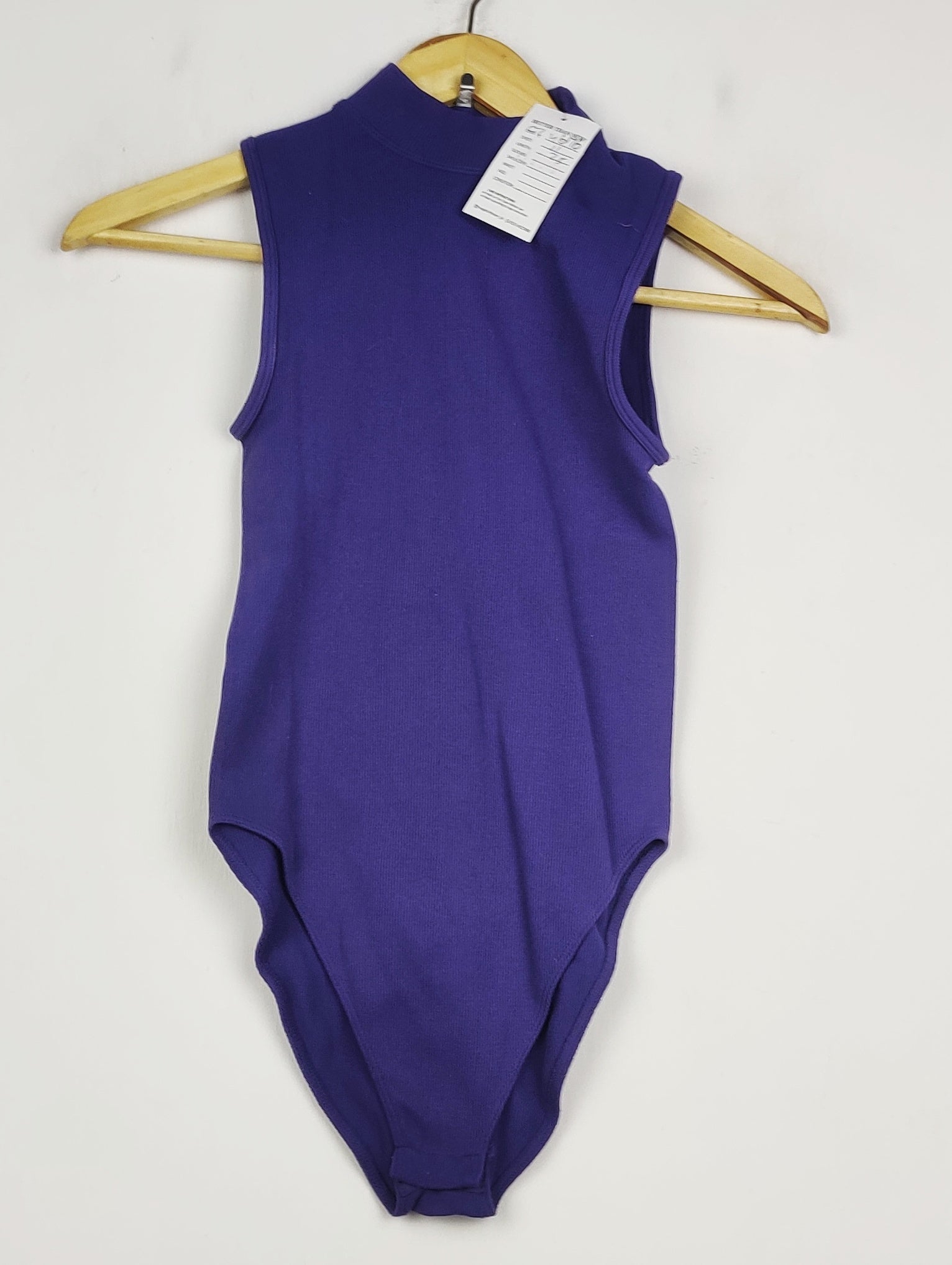 Buy online pre-used pre-loved 100% authentic & Original branded Primark (CT-4676) available in Pakistan. Top international brands avilable.