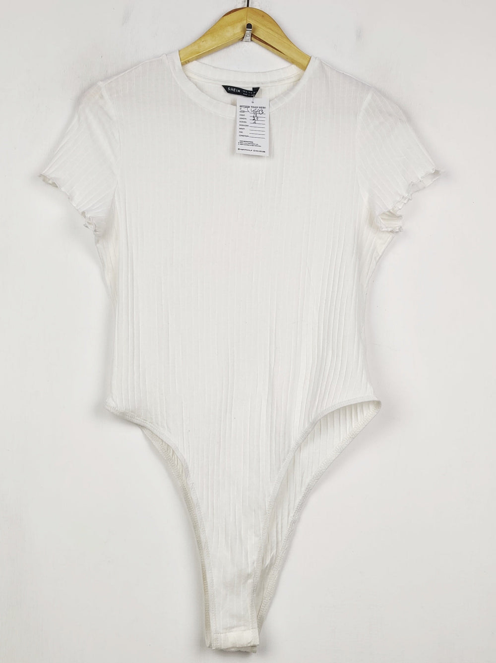 Buy online pre-used pre-loved 100% authentic & Original branded Shein (CT-4693) available in Pakistan. Top international brands avilable.