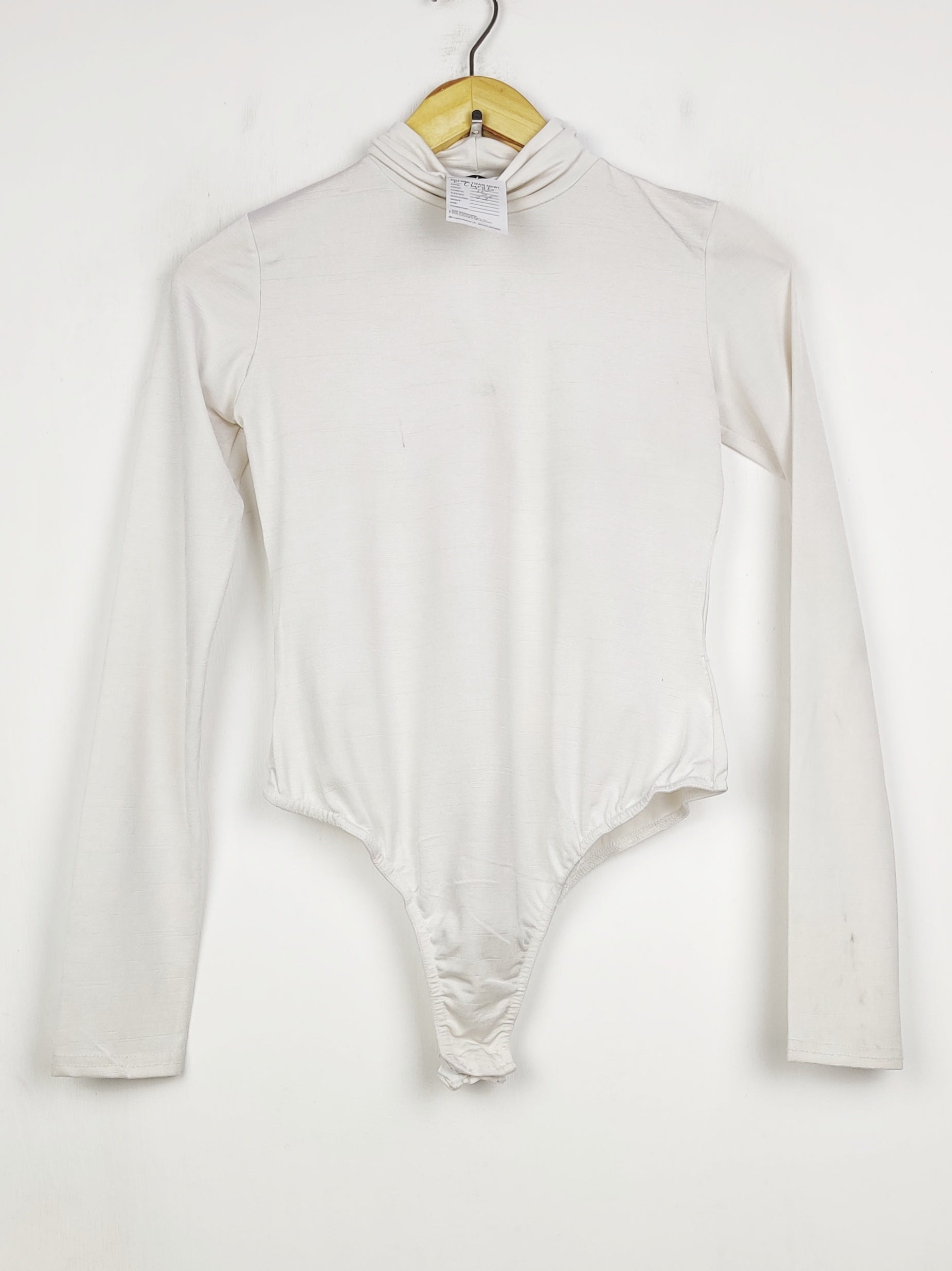 Buy online pre-used pre-loved 100% authentic & Original branded Prettylittlething (CT-4716) available in Pakistan. Top international brands avilable.