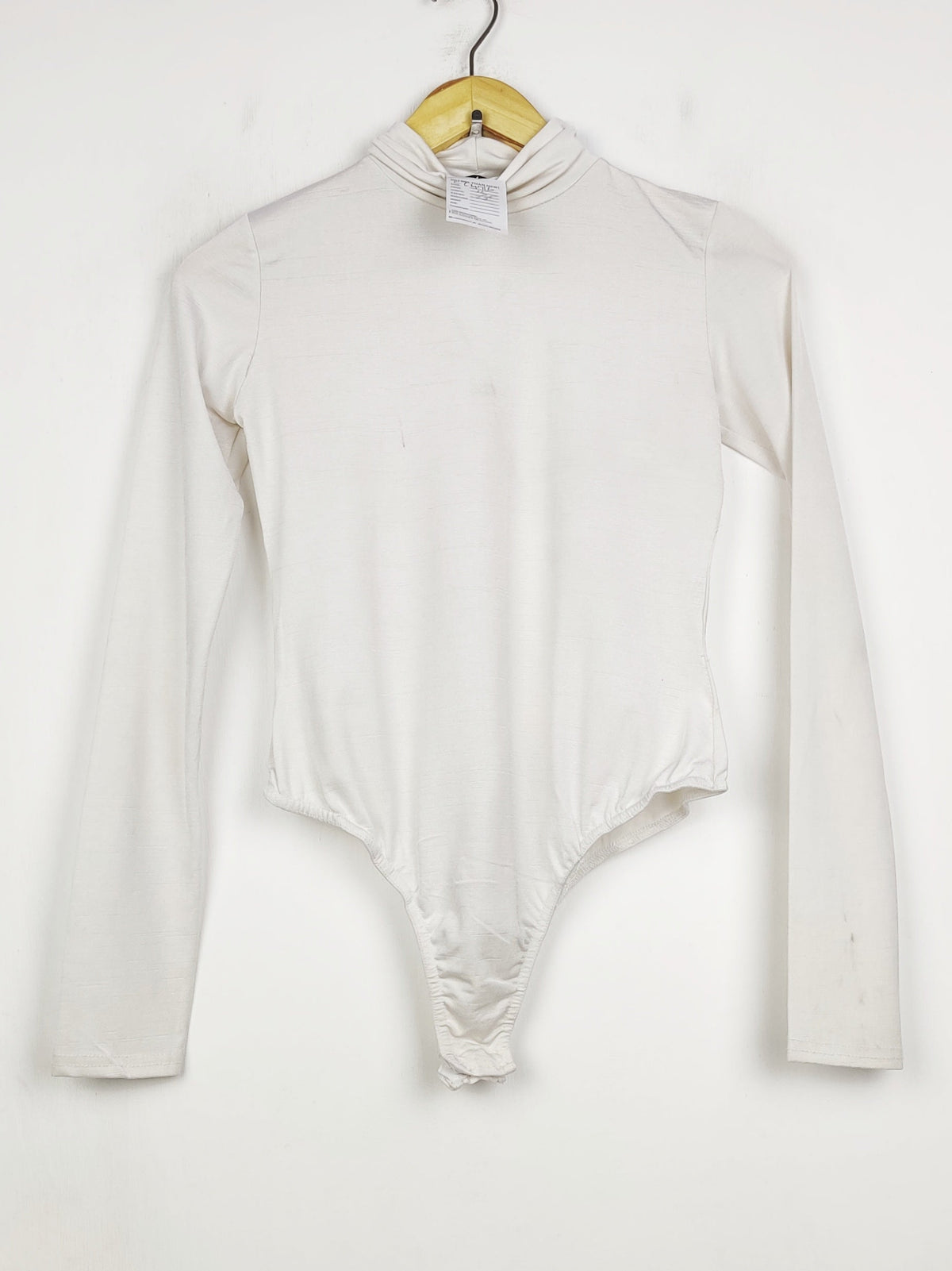 Buy online pre-used pre-loved 100% authentic & Original branded Prettylittlething (CT-4716) available in Pakistan. Top international brands avilable.