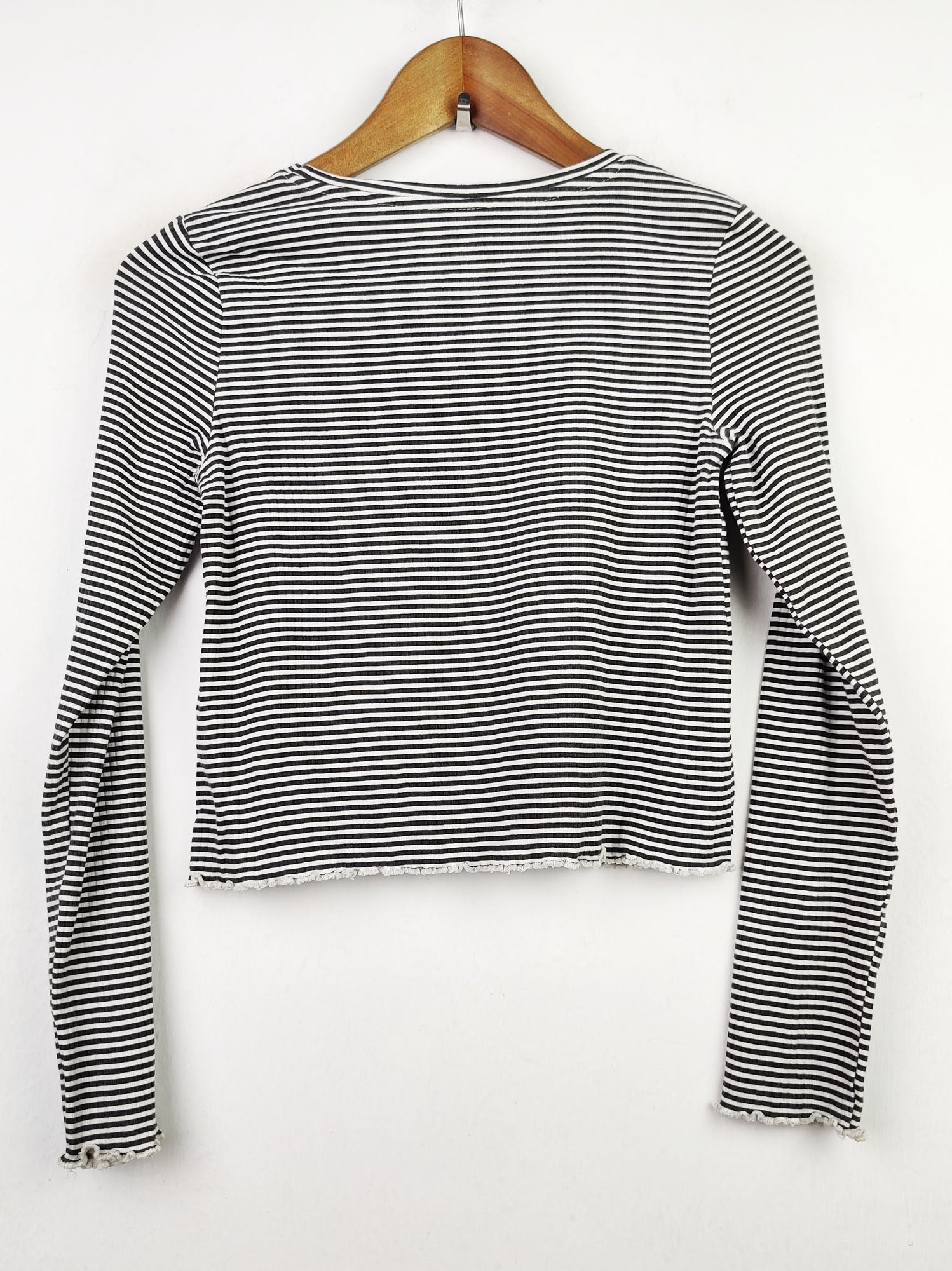 H&M (CT-473)