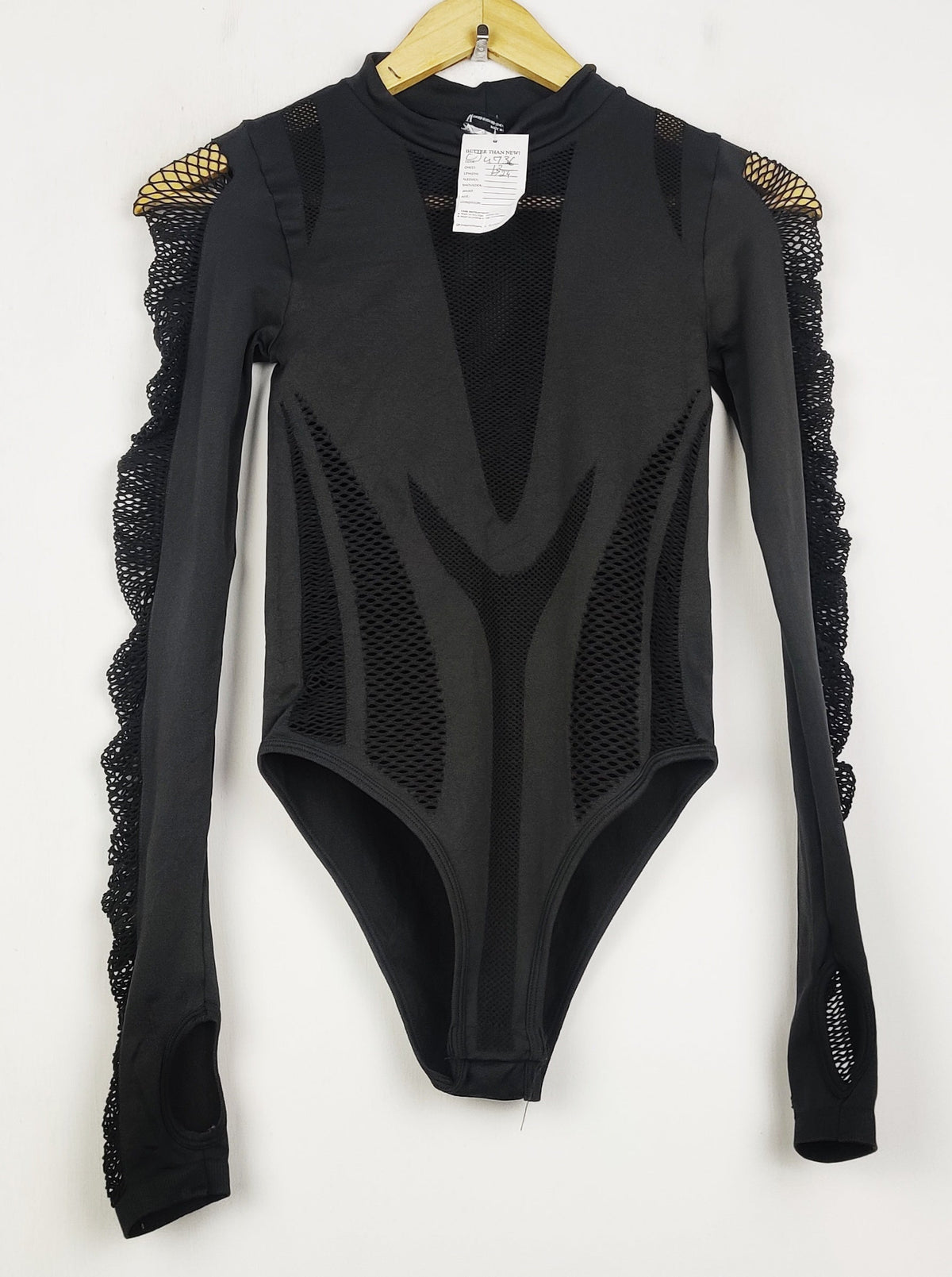 Buy online pre-used pre-loved 100% authentic & Original branded Zara (CT-4736) available in Pakistan. Top international brands avilable.