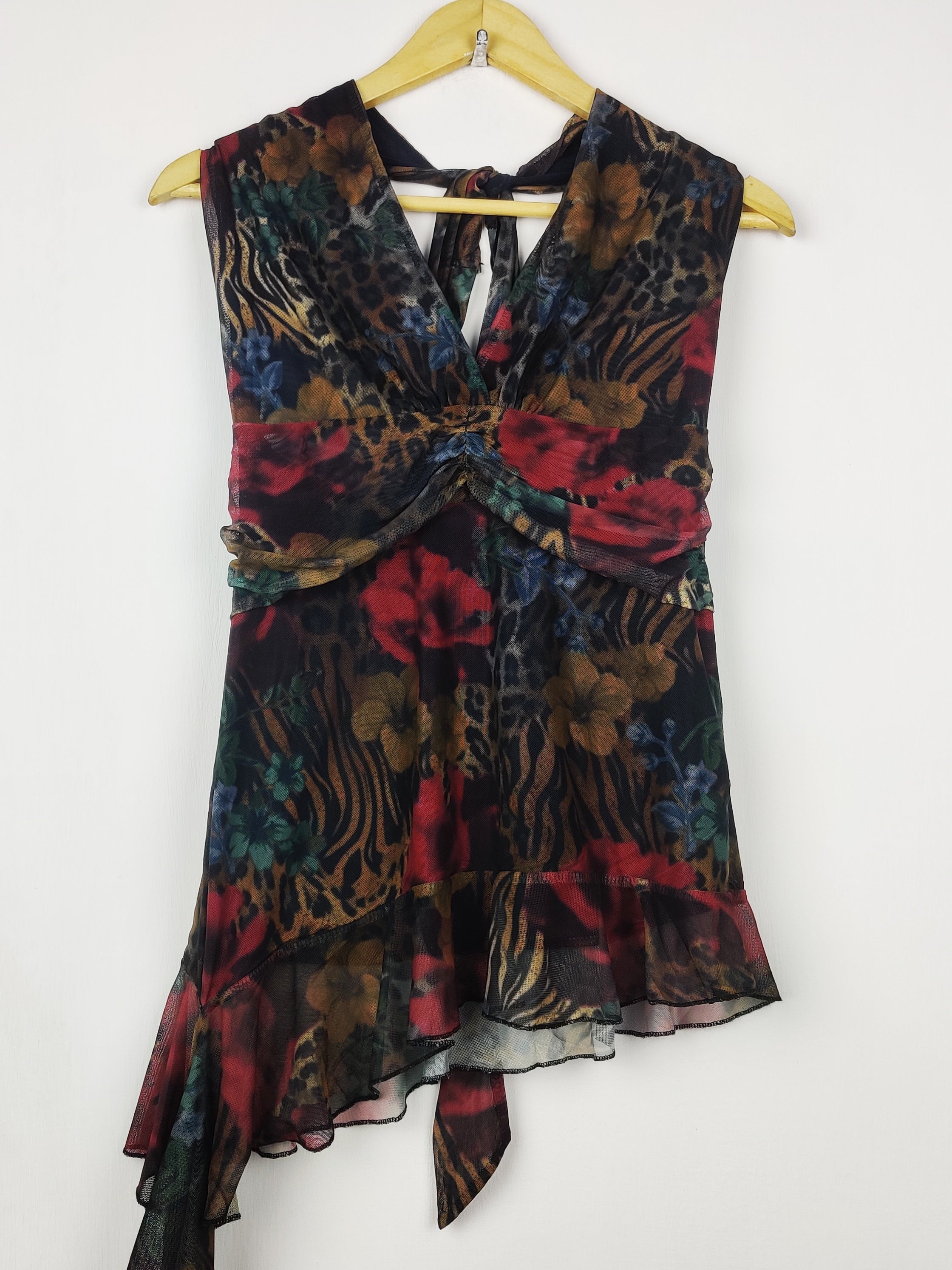 Buy online pre-used pre-loved 100% authentic & Original branded Primark (CT-4770) available in Pakistan. Top international brands avilable.