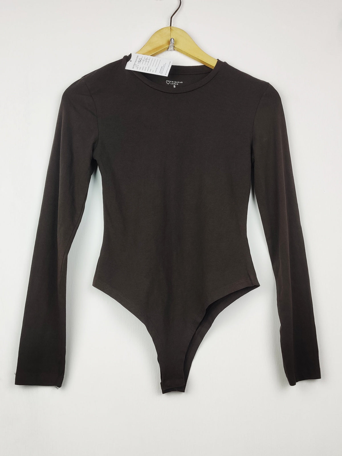 Buy online pre-used pre-loved 100% authentic & Original branded Primark (CT-4815) available in Pakistan. Top international brands avilable.