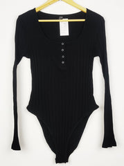 Buy online pre-used pre-loved 100% authentic & Original branded Shein (CT-4827) available in Pakistan. Top international brands avilable.