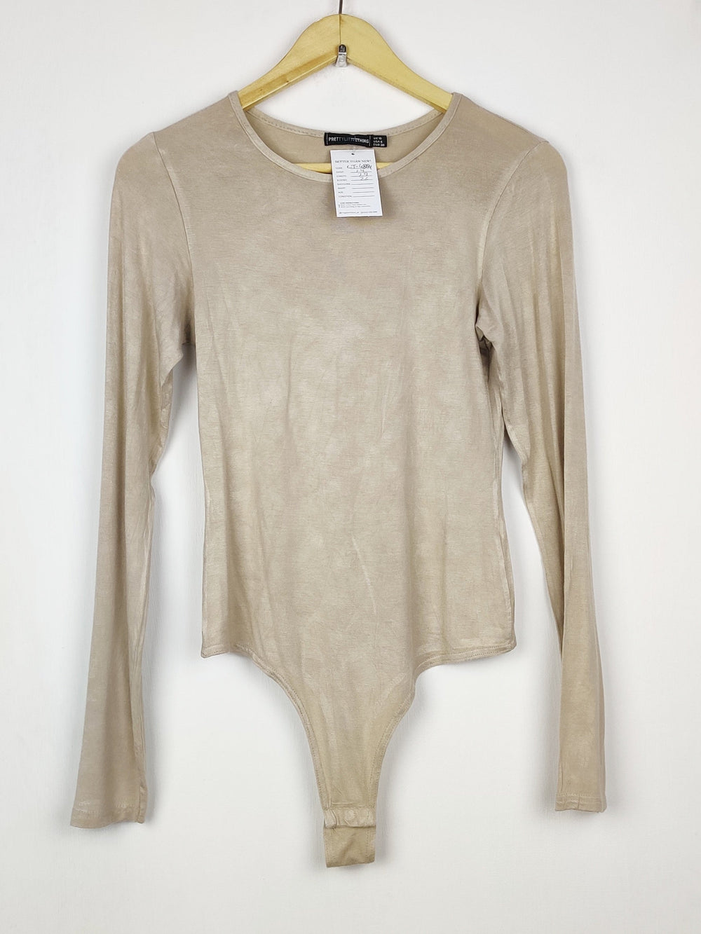 Buy online pre-used pre-loved 100% authentic & Original branded Prettylittlething (CT-4864) available in Pakistan. Top international brands avilable.