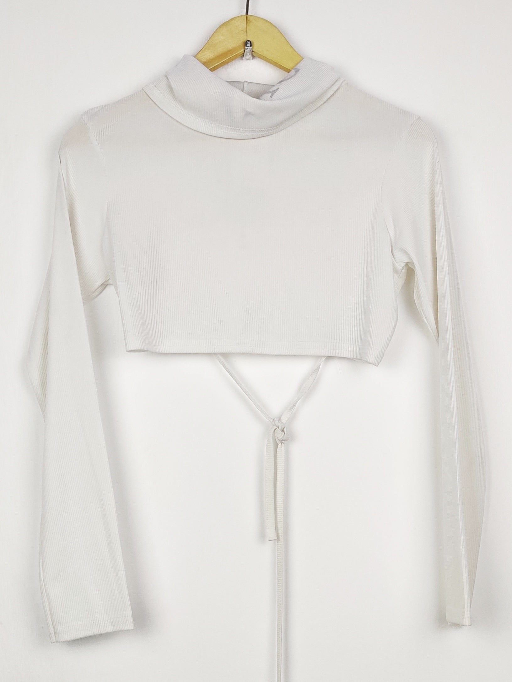 Buy online pre-used pre-loved 100% authentic & Original branded Boohoo (CT-4873) available in Pakistan. Top international brands avilable.