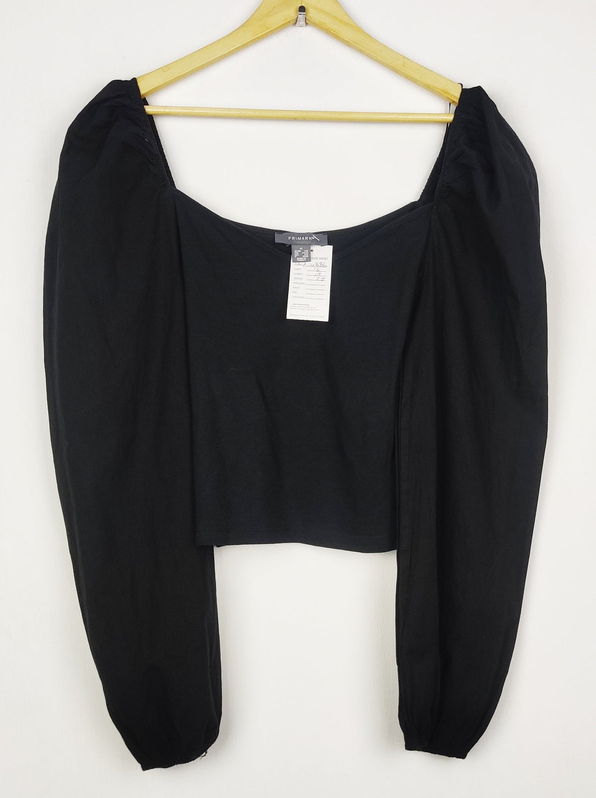 Buy online pre-used pre-loved 100% authentic & Original branded Primark (CT-4886) available in Pakistan. Top international brands avilable.