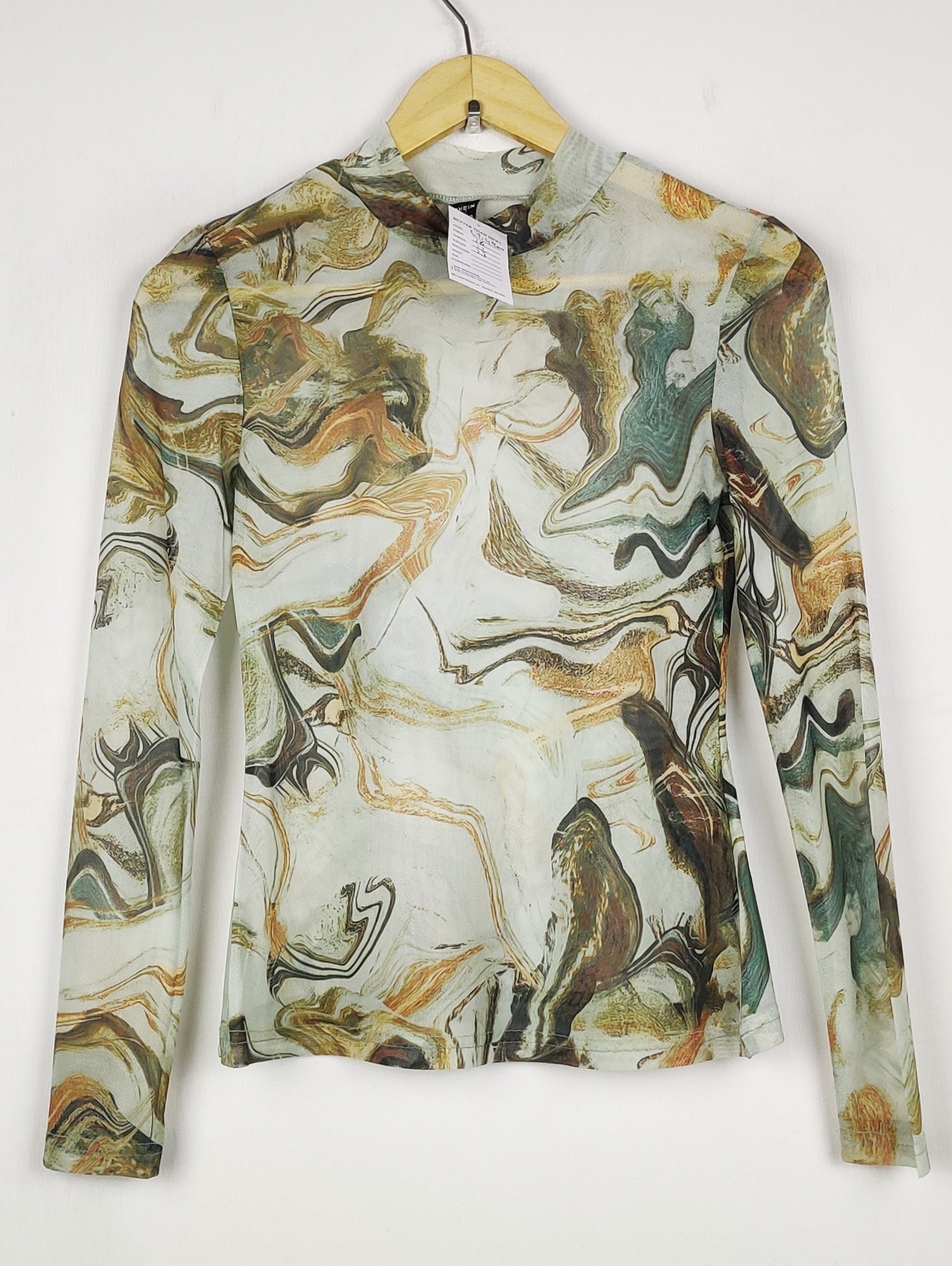 Buy online pre-used pre-loved 100% authentic & Original branded Shein (CT-4900) available in Pakistan. Top international brands avilable.