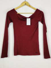 Buy online pre-used pre-loved 100% authentic & Original branded Hollister (CT-4920) available in Pakistan. Top international brands avilable.