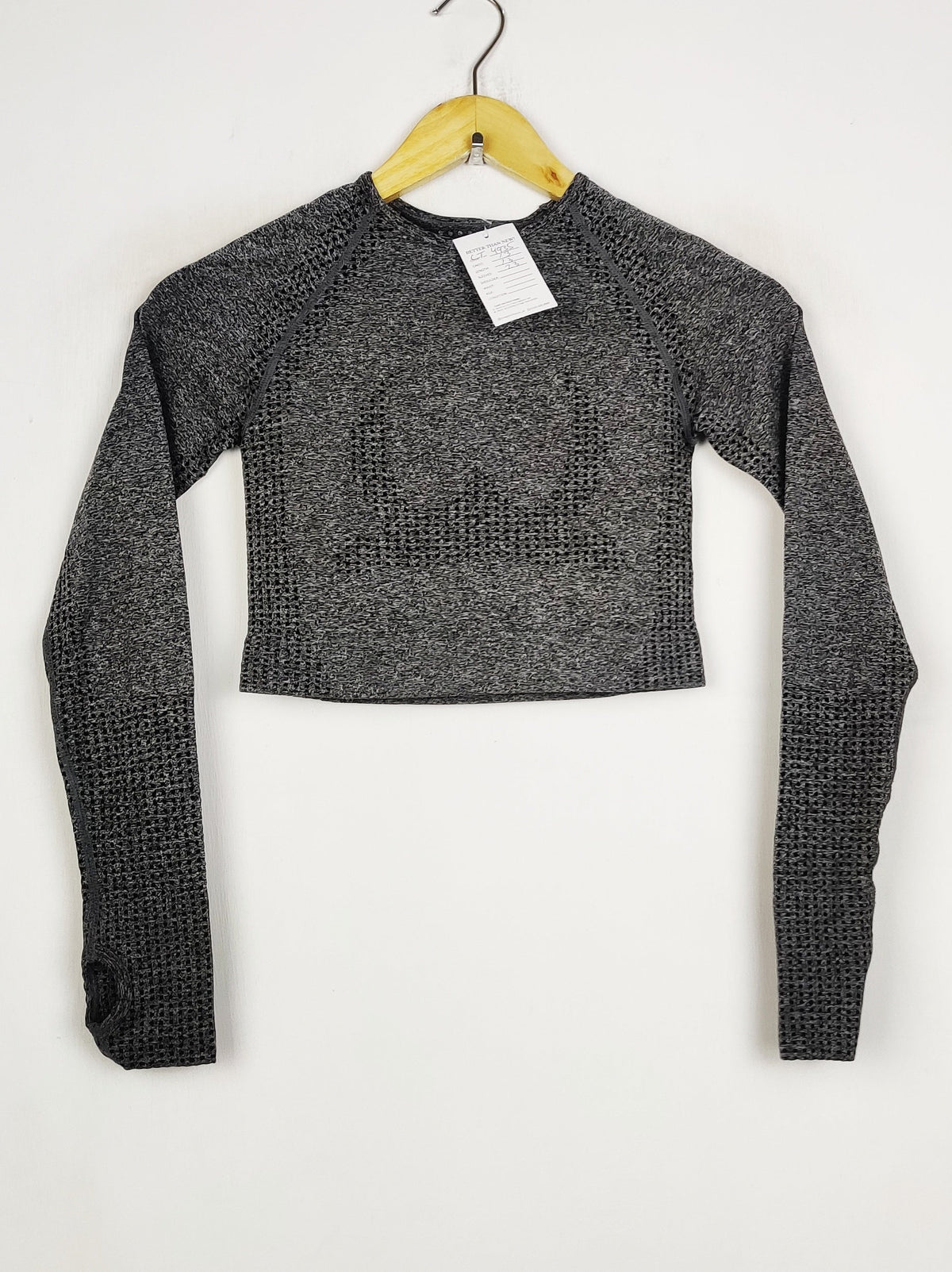 Buy online pre-used pre-loved 100% authentic & Original branded Unknown Brand (CT-4935) available in Pakistan. Top international brands avilable.