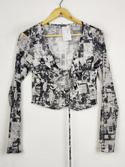 Buy online pre-used pre-loved 100% authentic & Original branded Unknown Brand (CT-4947) available in Pakistan. Top international brands avilable.