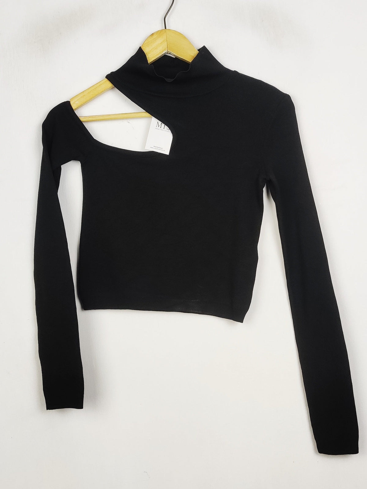 Buy online pre-used pre-loved 100% authentic & Original branded Topshop (CT-4957) available in Pakistan. Top international brands avilable.