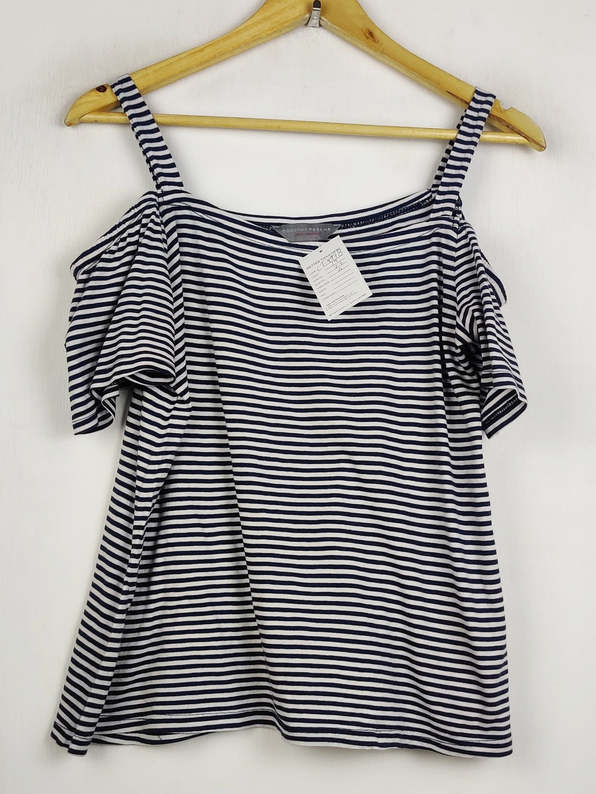 Buy online pre-used pre-loved 100% authentic & Original branded Dorothy Perkins (CT-4978) available in Pakistan. Top international brands avilable.