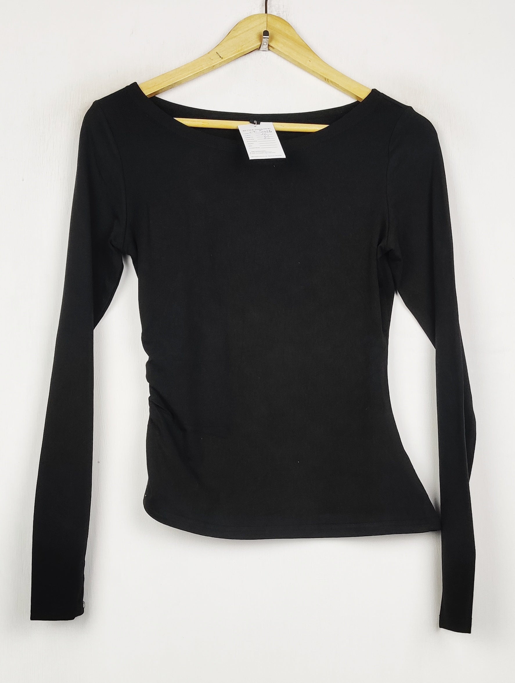 Buy online pre-used pre-loved 100% authentic & Original branded Unknown Brand (CT-5016) available in Pakistan. Top international brands avilable.