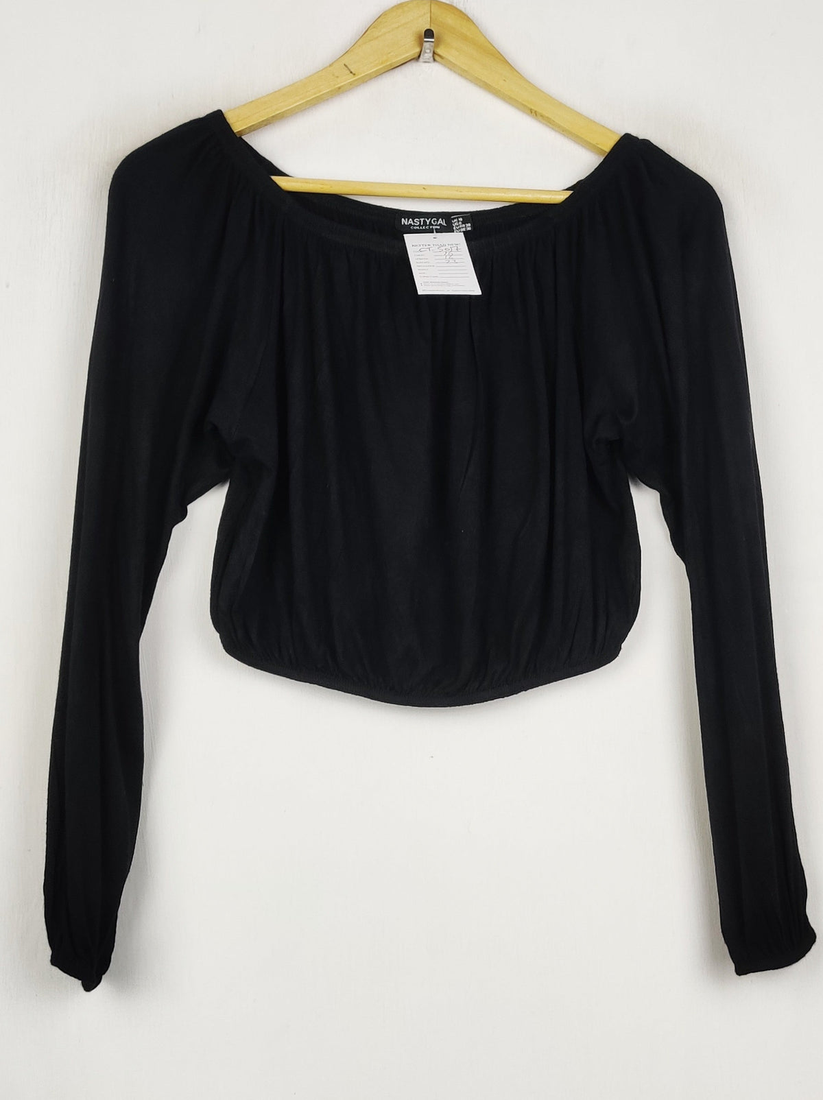 Buy online pre-used pre-loved 100% authentic & Original branded Nasty Gal (CT-5017) available in Pakistan. Top international brands avilable.