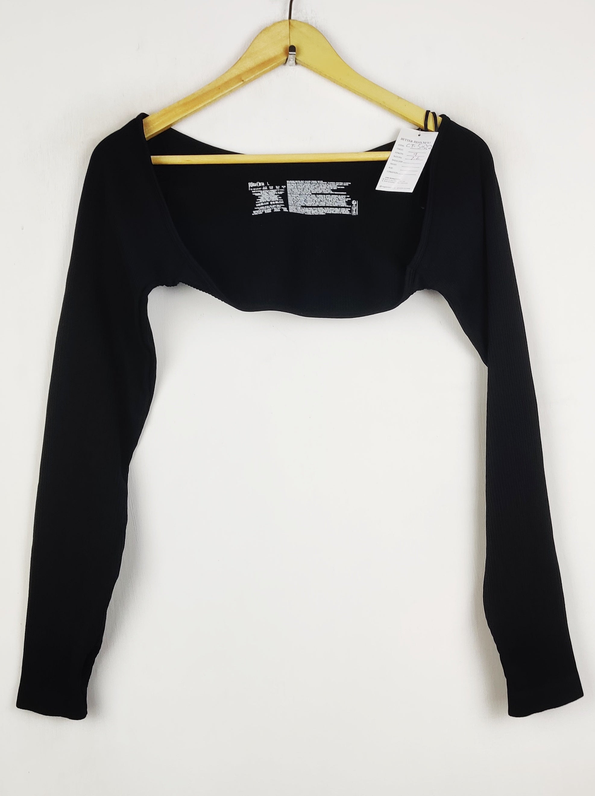 Buy online pre-used pre-loved 100% authentic & Original branded Rita Ora (CT-5022) available in Pakistan. Top international brands avilable.