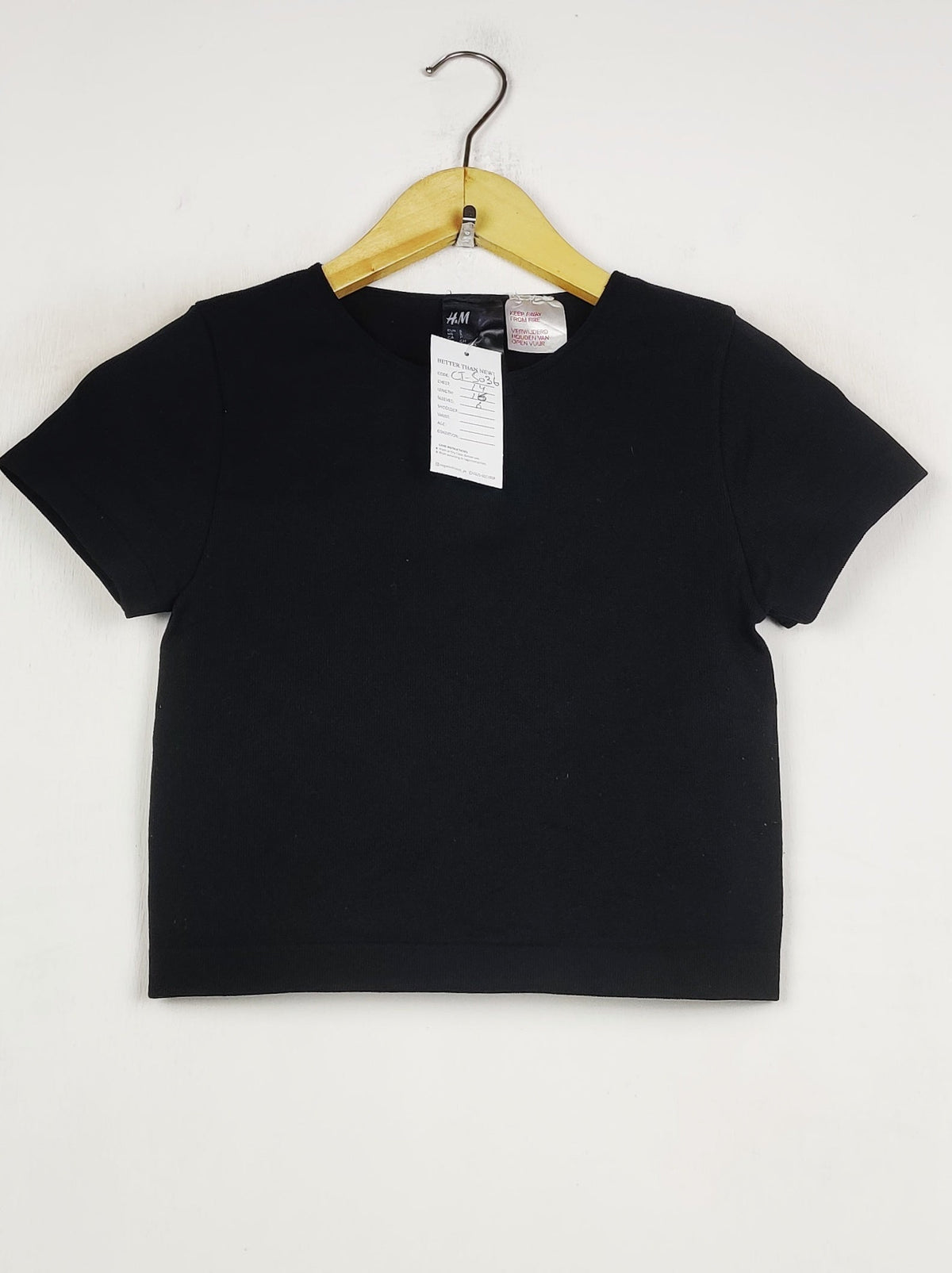Buy online pre-used pre-loved 100% authentic & Original branded H&M (CT-5036) available in Pakistan. Top international brands avilable.