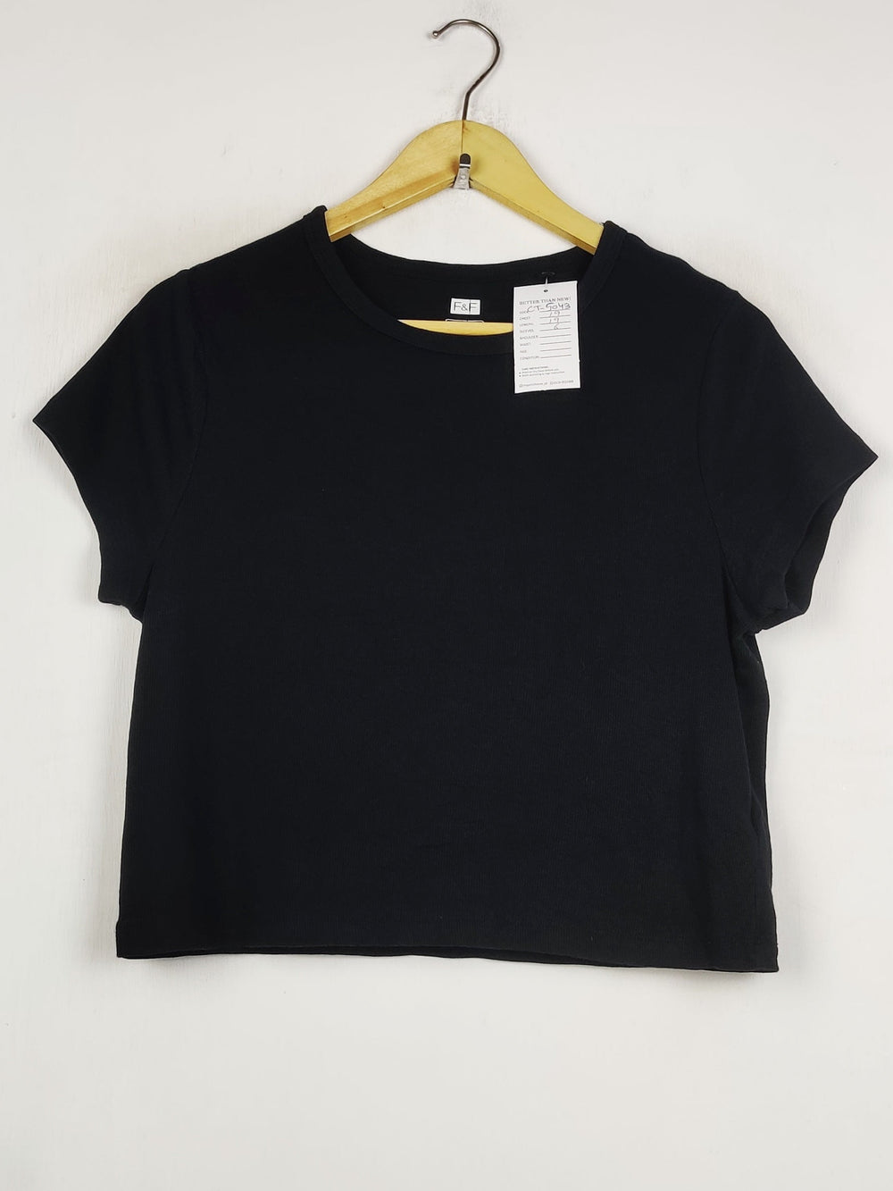 Buy online pre-used pre-loved 100% authentic & Original branded F&F (CT-5043) available in Pakistan. Top international brands avilable.