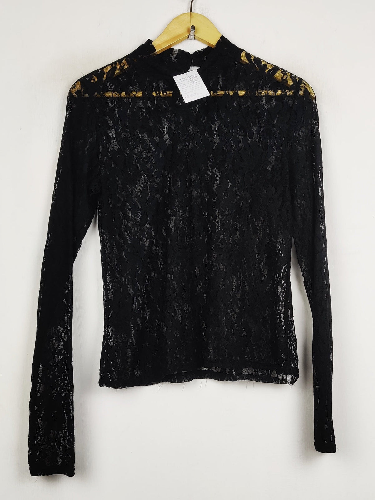 Buy online pre-used pre-loved 100% authentic & Original branded Unknown Brand (CT-5054) available in Pakistan. Top international brands avilable.