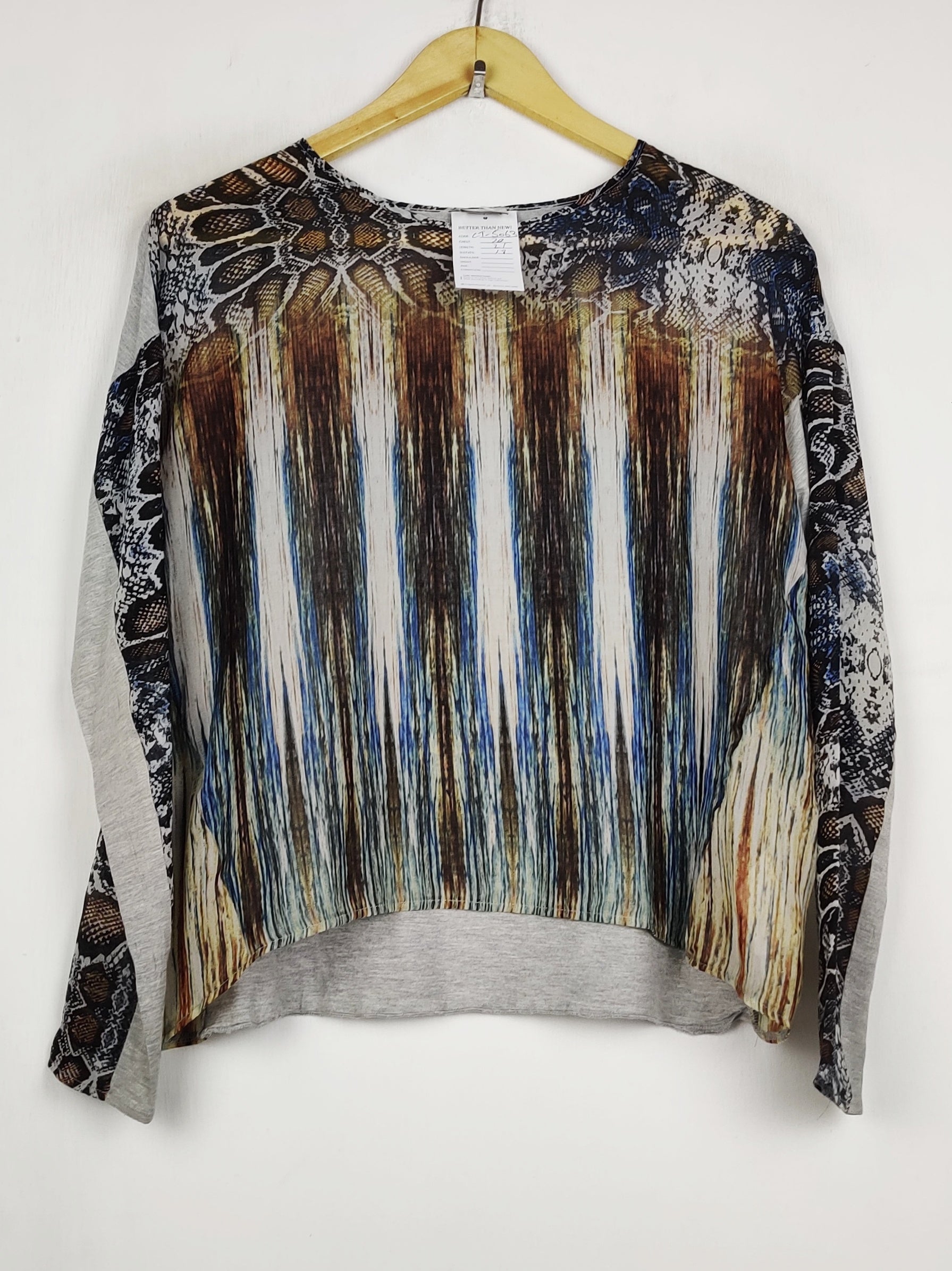 Buy online pre-used pre-loved 100% authentic & Original branded Zara (CT-5063) available in Pakistan. Top international brands avilable.