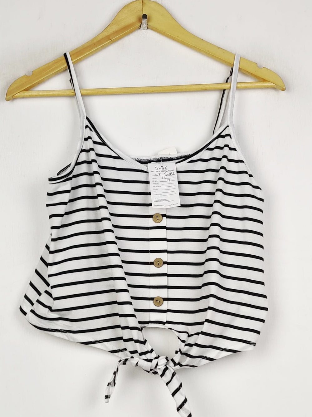 Buy online pre-used pre-loved 100% authentic & Original branded Unknown Brand (CT-5086) available in Pakistan. Top international brands avilable.