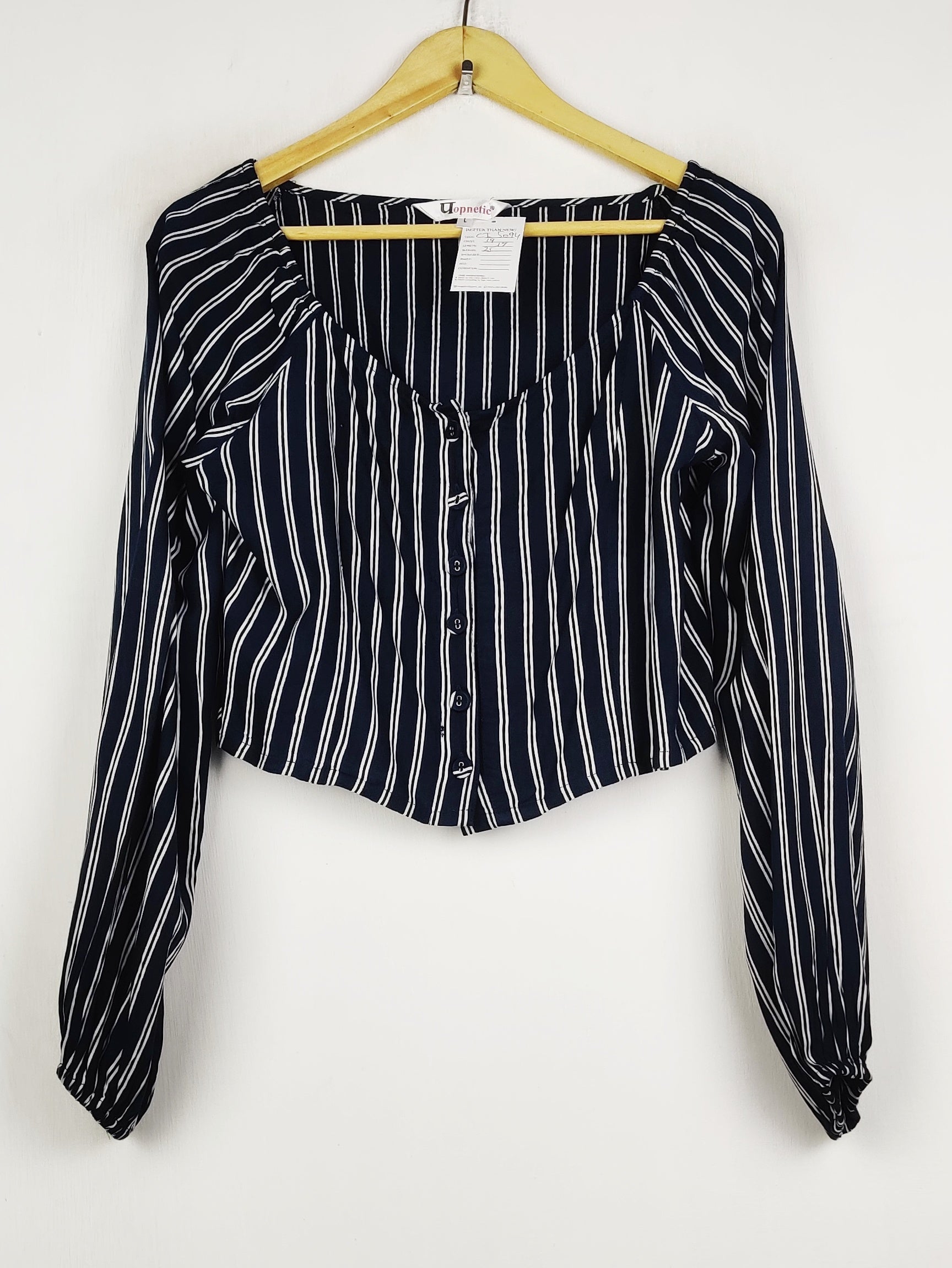 Buy online pre-used pre-loved 100% authentic & Original branded Hopnetic (CT-5094) available in Pakistan. Top international brands avilable.