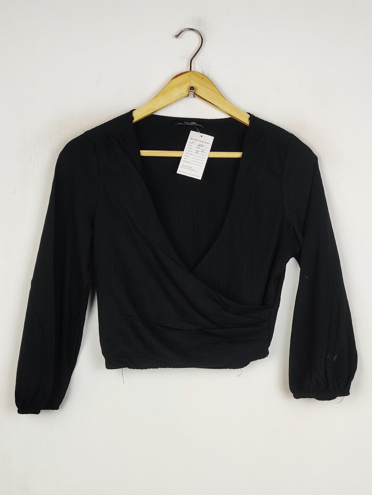 Buy online pre-used pre-loved 100% authentic & Original branded Bershka (CT-5130) available in Pakistan. Top international brands avilable.