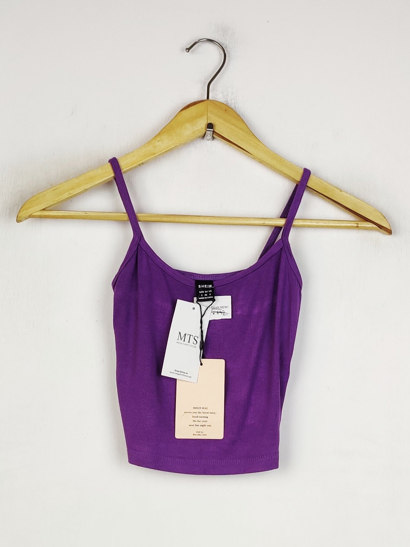 Buy online pre-used pre-loved 100% authentic & Original branded Shein (CT-5131) available in Pakistan. Top international brands avilable.