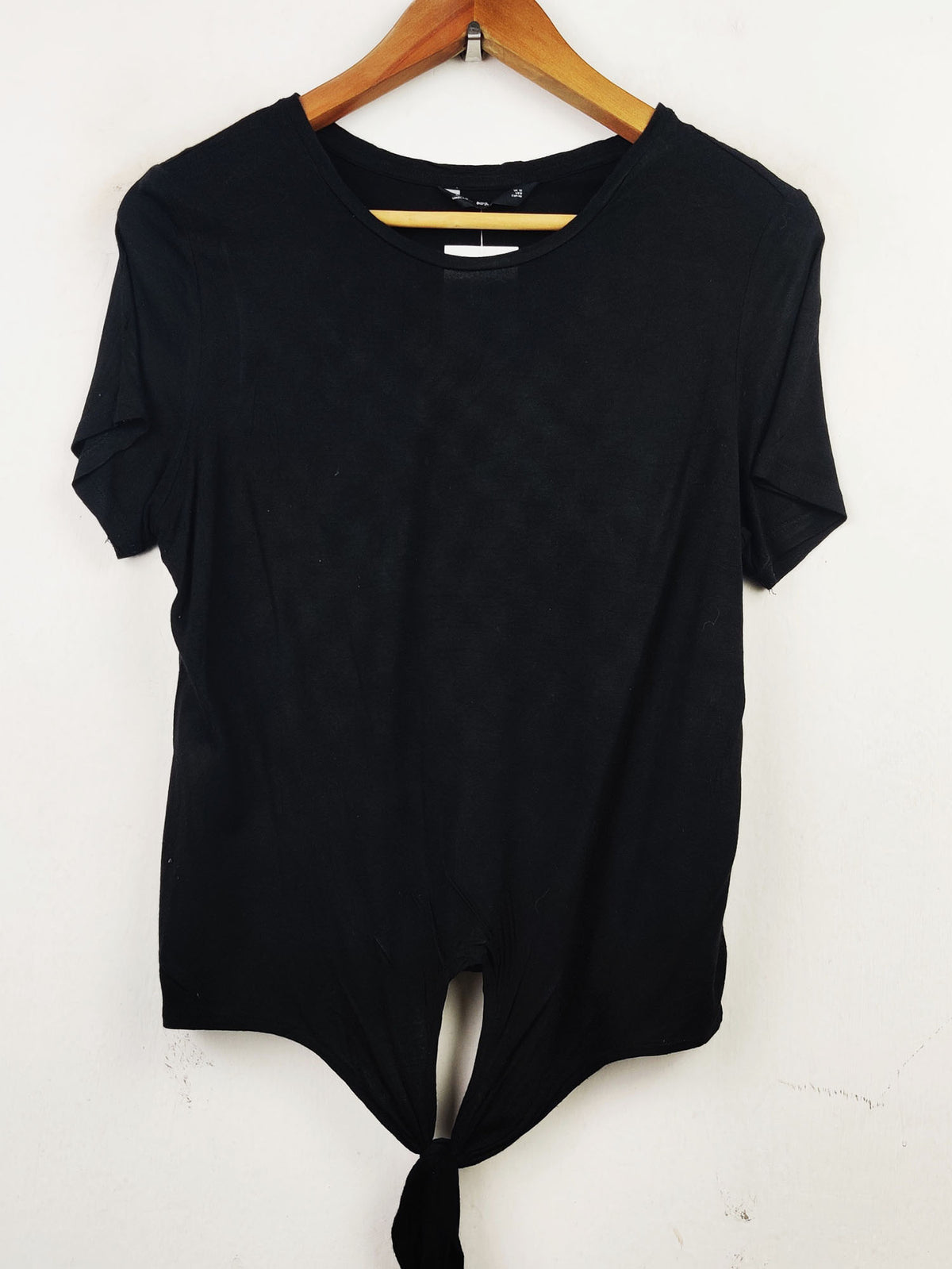 Buy online pre-used pre-loved 100% authentic & Original branded F&F (CT-995) available in Pakistan. Top international brands avilable.