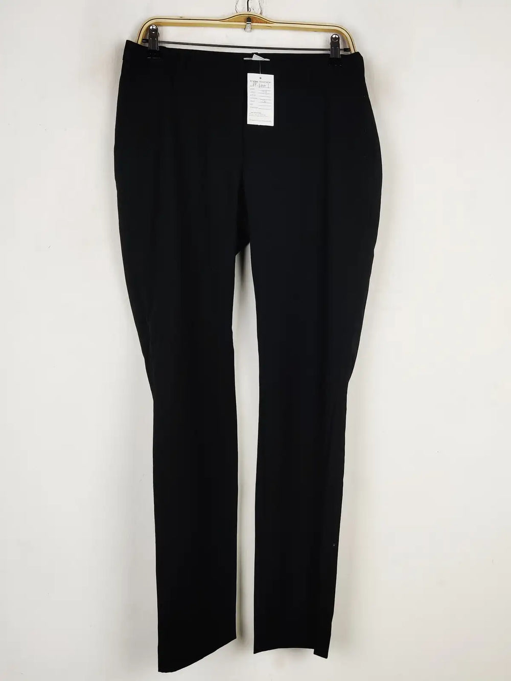 Buy online pre-used pre-loved 100% authentic & Original branded H&M (DP-1001) available in Pakistan. Top international brands avilable.