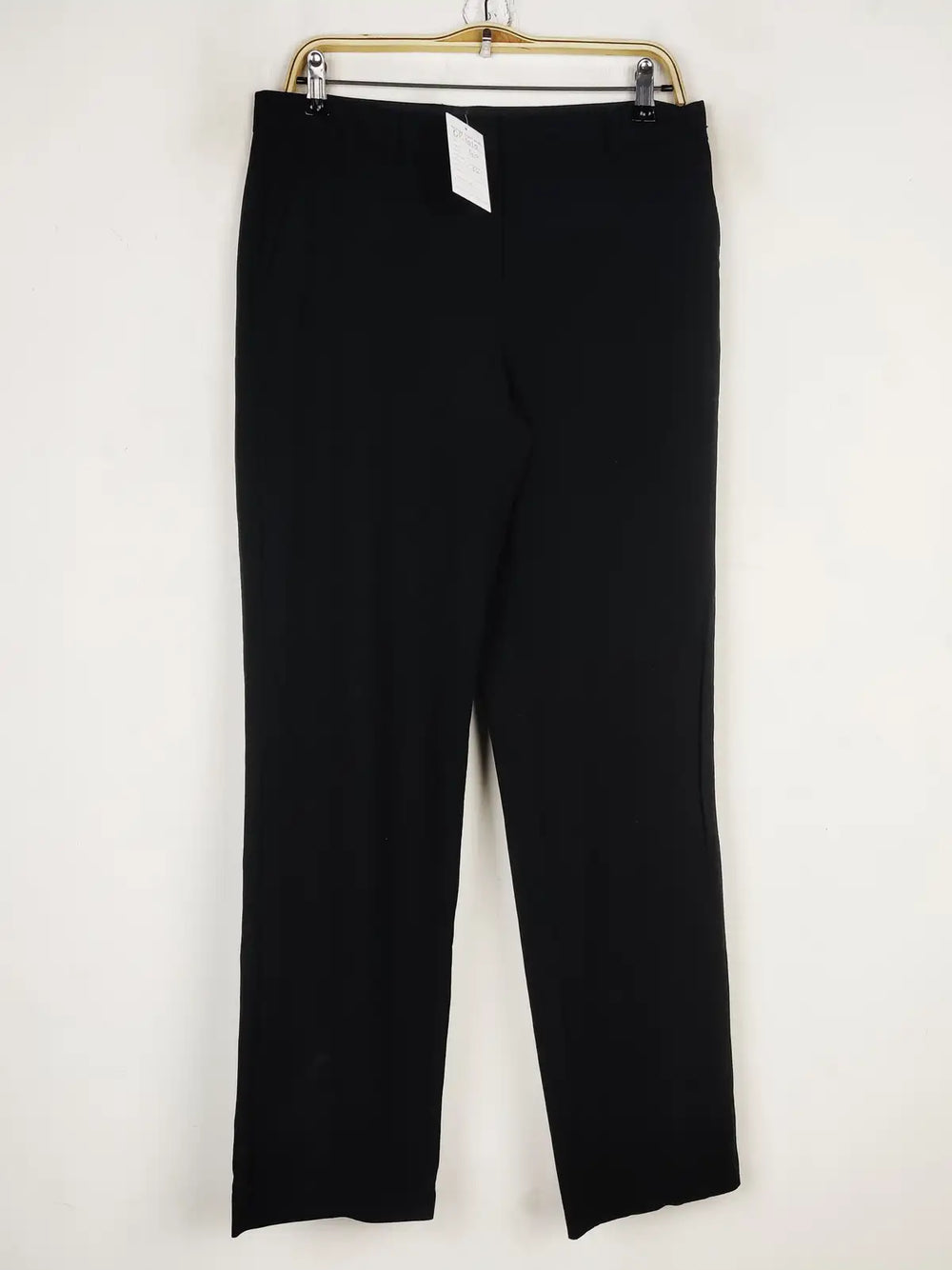 Buy online pre-used pre-loved 100% authentic & Original branded Marks & Spencer (DP-1010) available in Pakistan. Top international brands avilable.